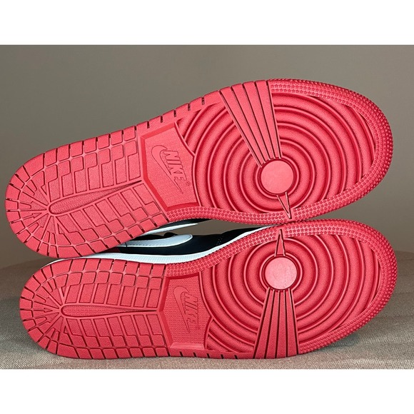 Jordan 1 Low Alternate Bred Toe - Size 7Y - Picture 12 of 12